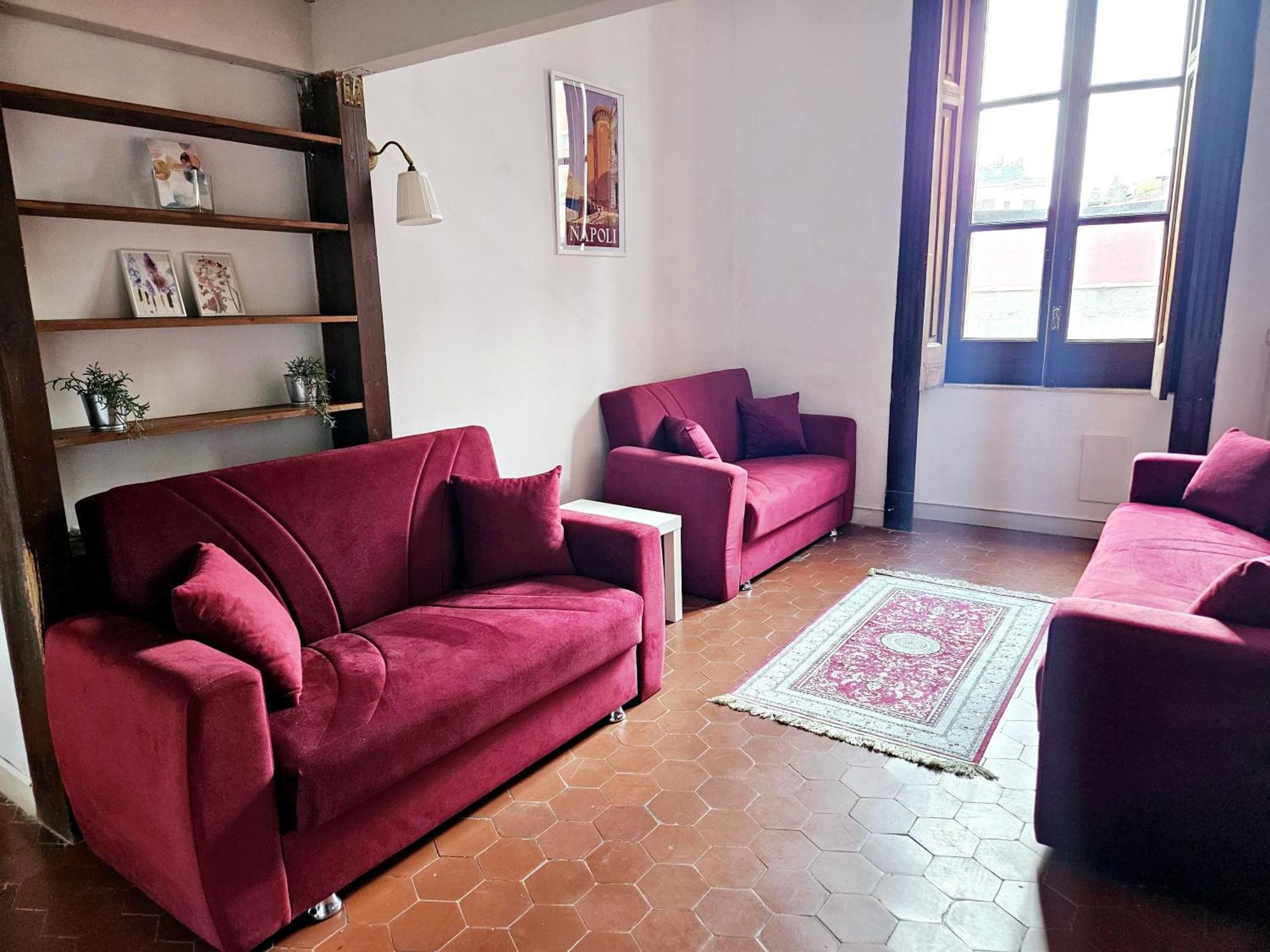 Apartment Via San Pasquale A Chiaia 48 Naples